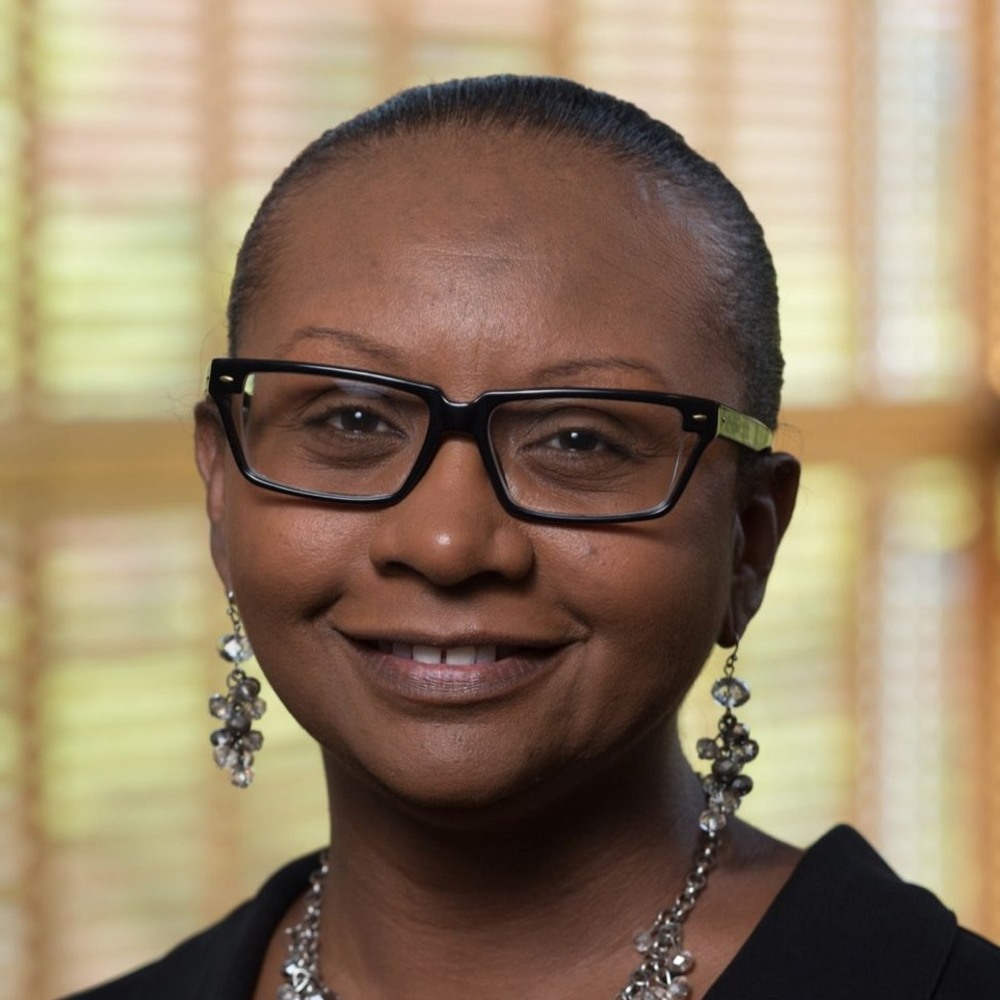 Meet your Posher, Tandra